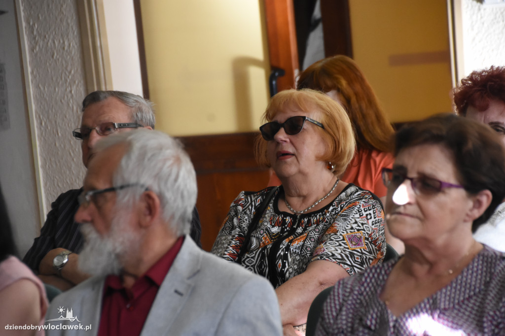 Recital Elżbiety Ślubowskiej w bibliotece