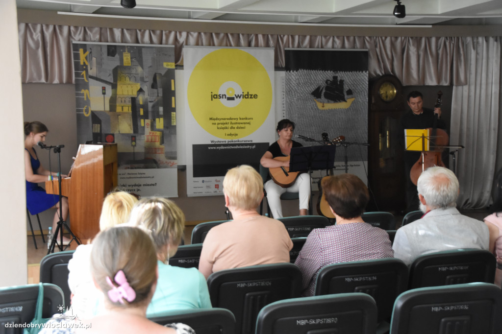 Recital Elżbiety Ślubowskiej w bibliotece