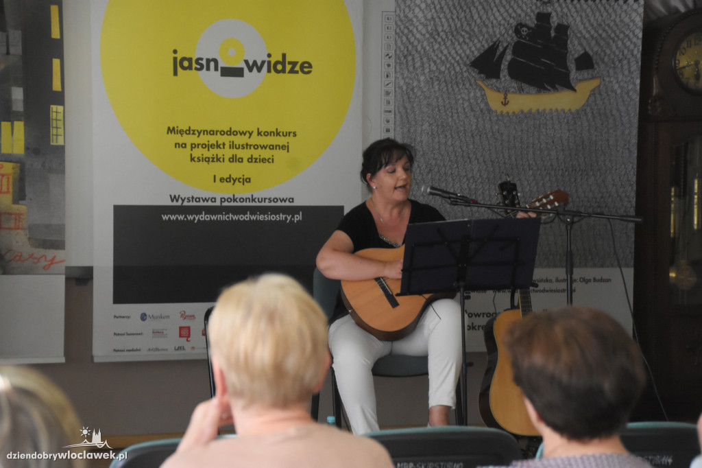 Recital Elżbiety Ślubowskiej w bibliotece