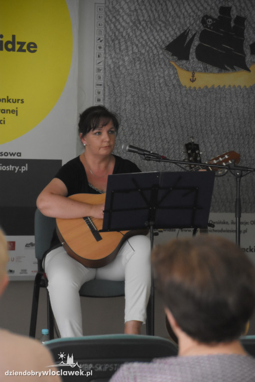 Recital Elżbiety Ślubowskiej w bibliotece