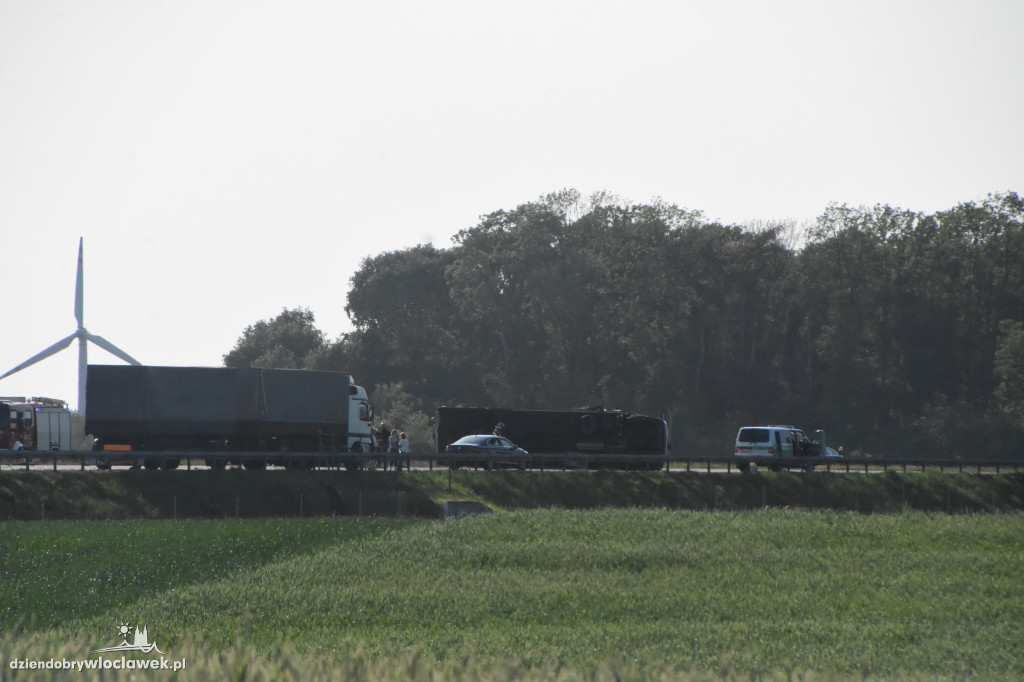 Wypadek na A1. Nie żyje jedna osoba
