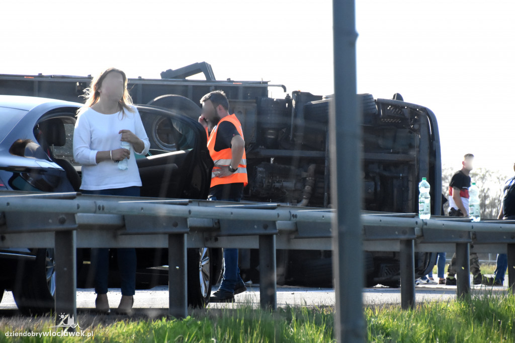 Wypadek na A1. Nie żyje jedna osoba