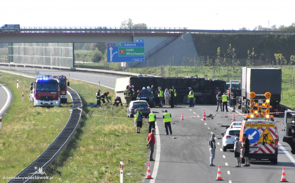 Wypadek na A1. Nie żyje jedna osoba
