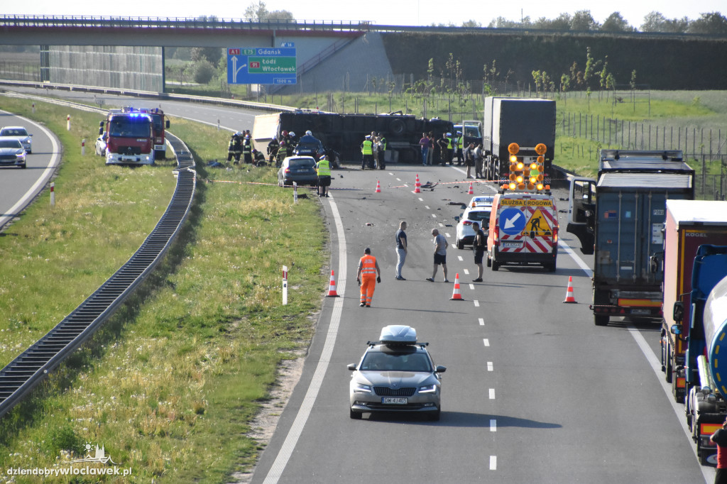 Wypadek na A1. Nie żyje jedna osoba
