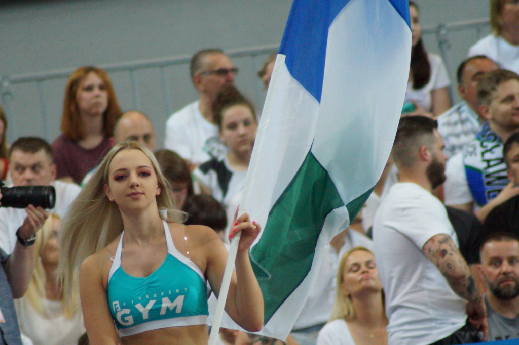 Anwil Dance Team na 1. meczu półfinału