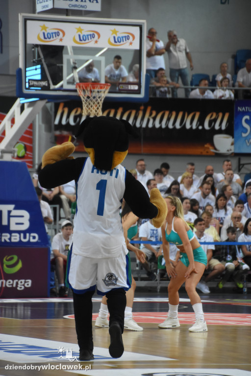 Anwil Dance Team na meczu ze Stelmetem