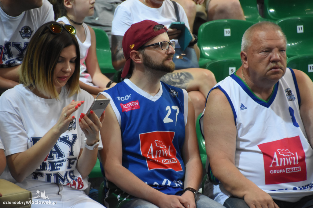 Kibice na meczu Anwil - Stelmet Zielona Góra