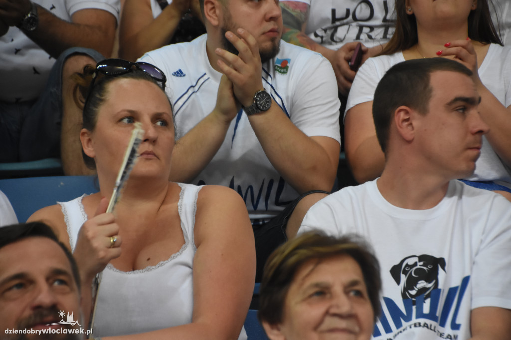Kibice na meczu Anwil - Stelmet Zielona Góra