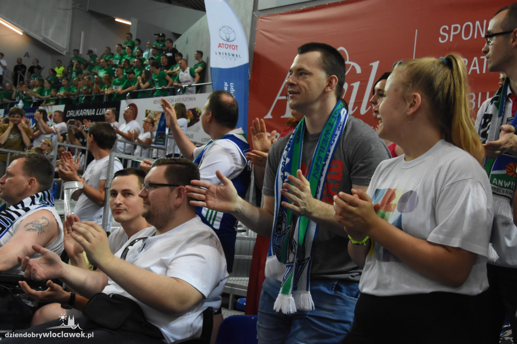 Kibice na meczu Anwil - Stelmet Zielona Góra