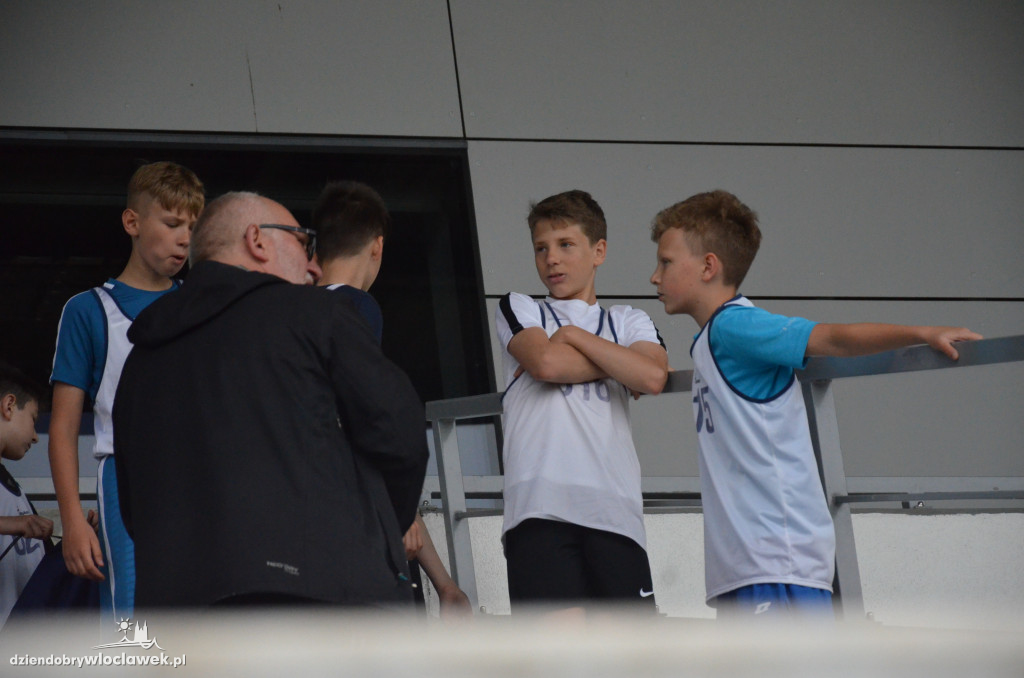 Czwórbój lekkoatletyczny na stadionie