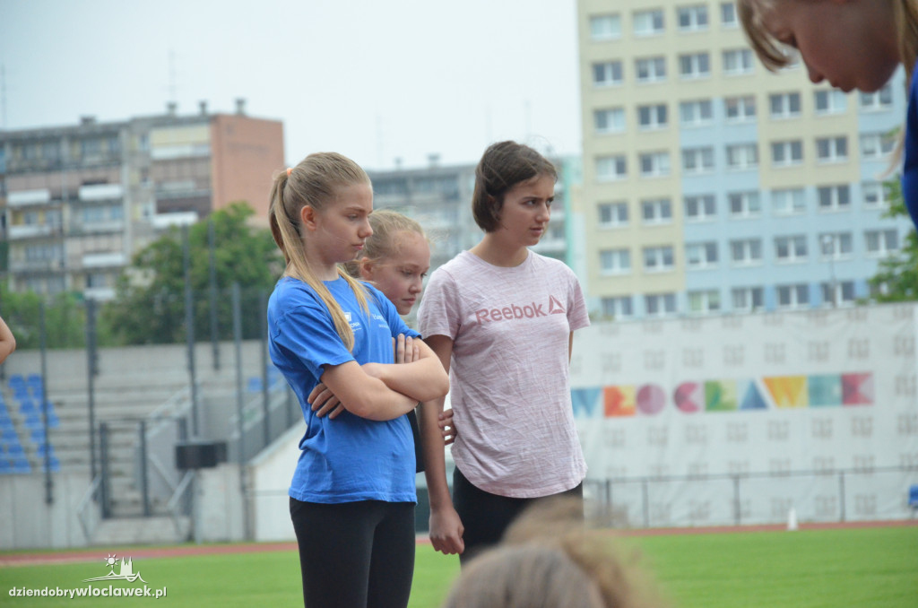 Czwórbój lekkoatletyczny na stadionie