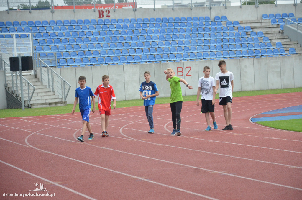 Czwórbój lekkoatletyczny na stadionie