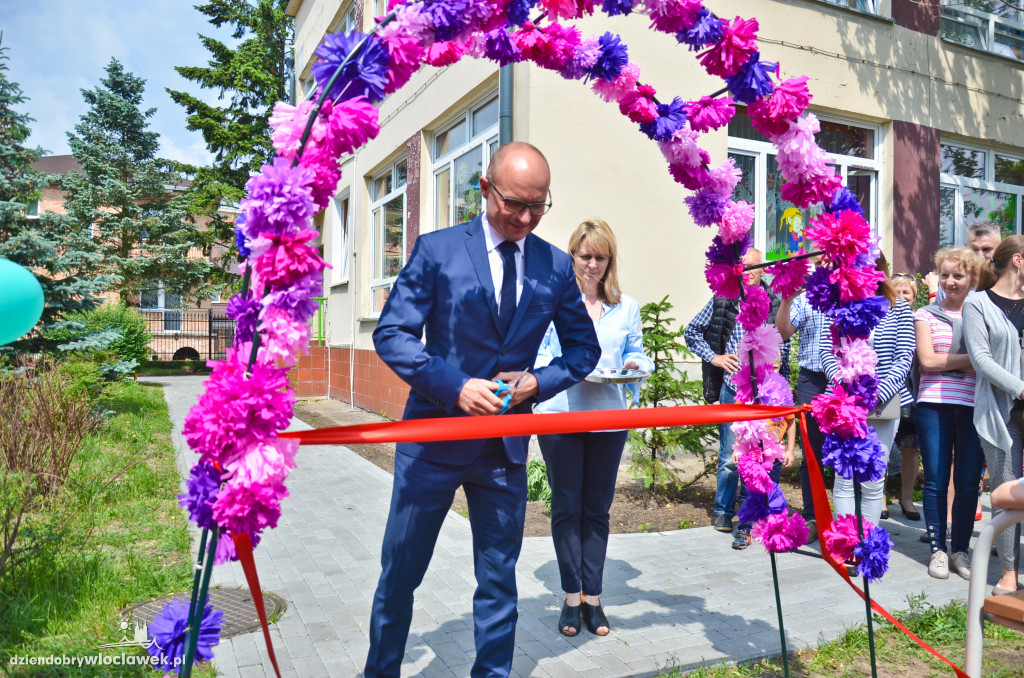 Uroczyste otwarcie placu zabaw  PP 13