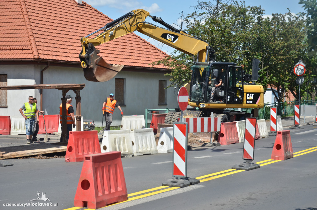 Utrudnienia na skrzyżowaniu przy moście