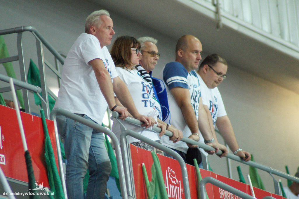 Kibice na 5. meczu półfinału play-off