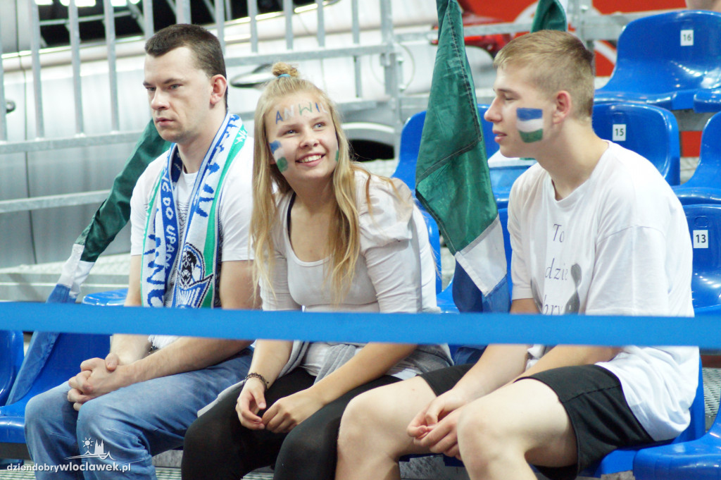 Kibice na 5. meczu półfinału play-off
