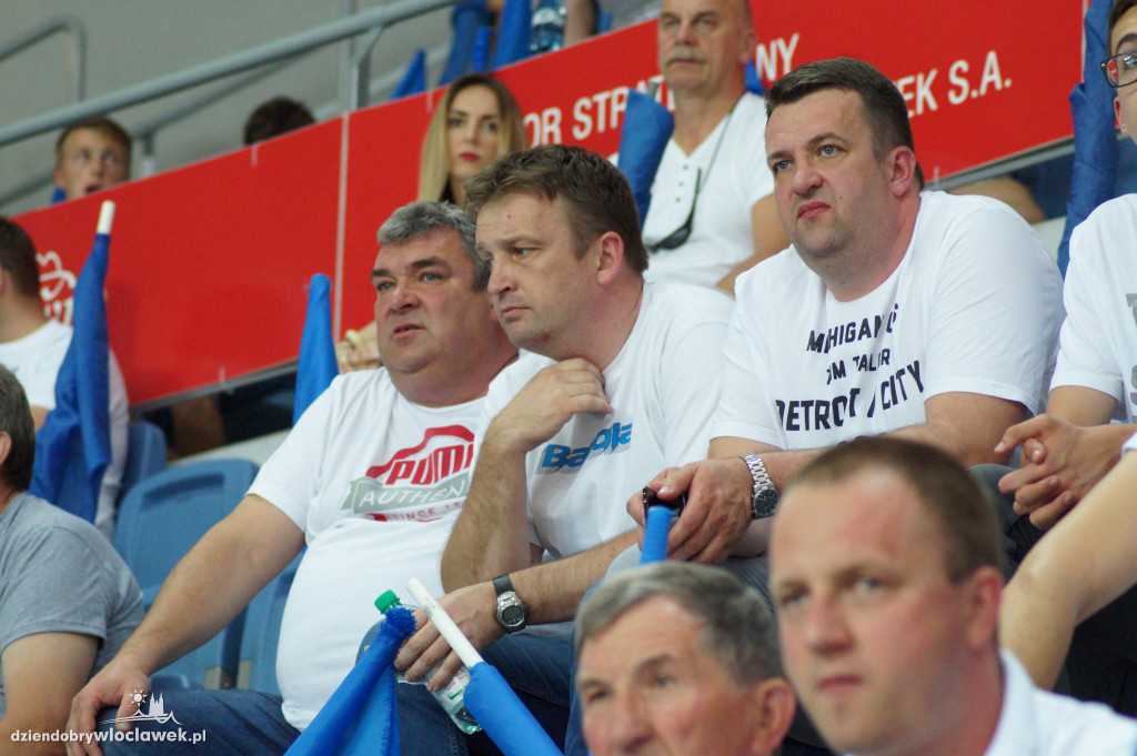 Kibice na 5. meczu półfinału play-off