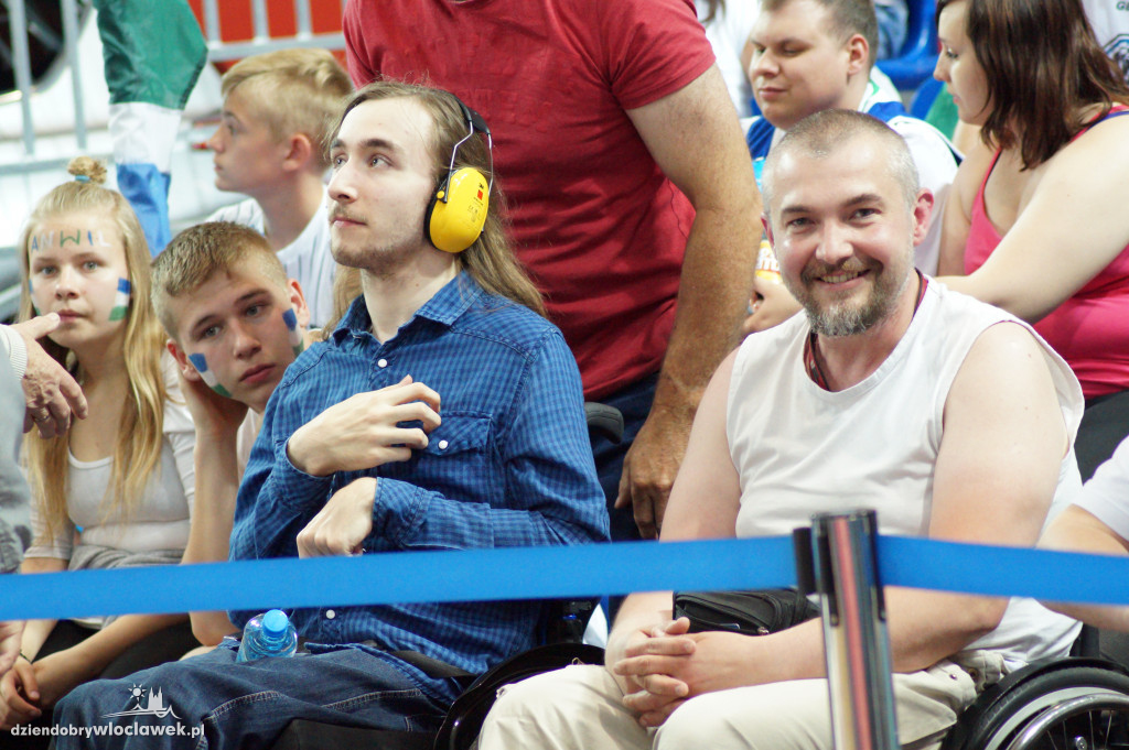 Kibice na 5. meczu półfinału play-off