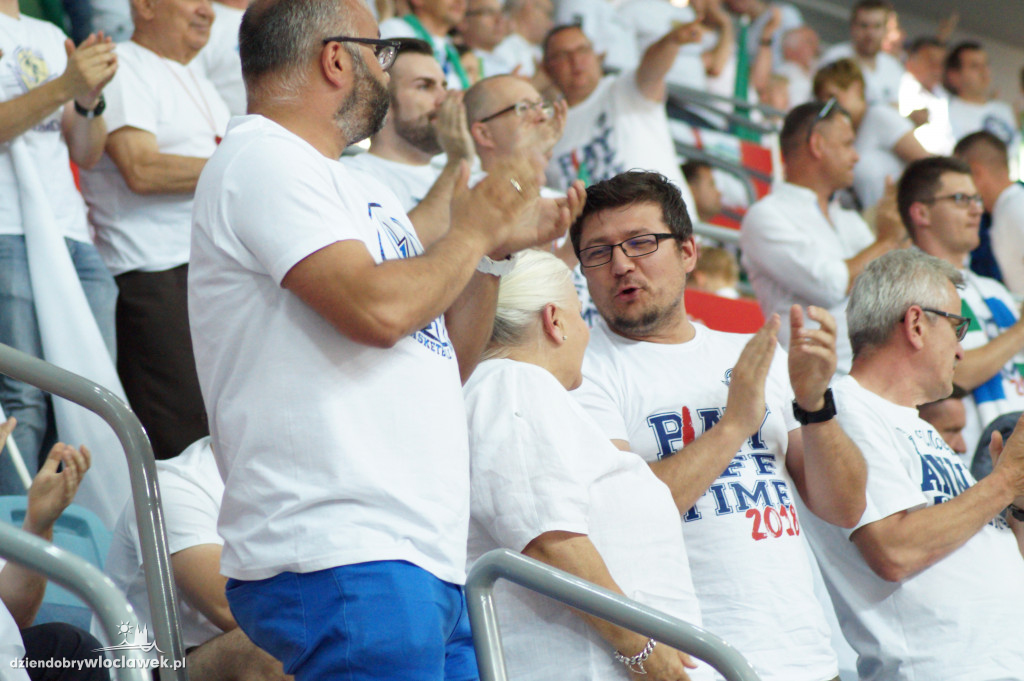 Kibice na 5. meczu półfinału play-off