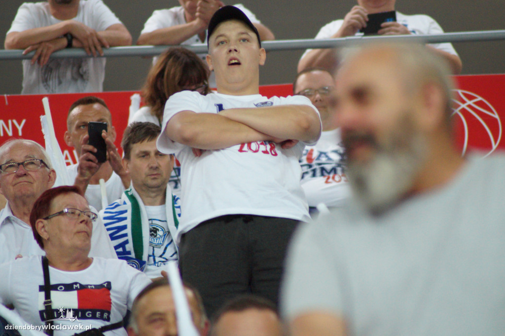 Kibice na 5. meczu półfinału play-off