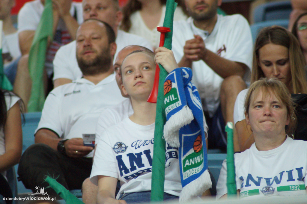 Kibice na 5. meczu półfinału play-off