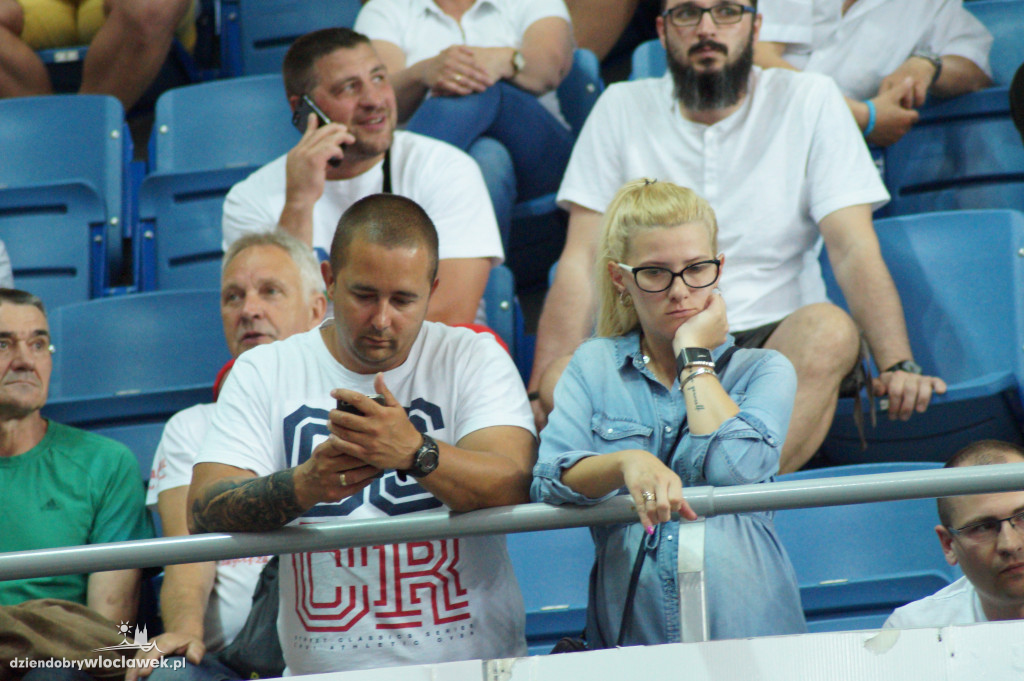 Kibice na 5. meczu półfinału play-off