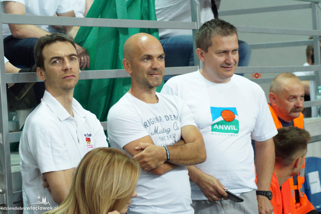 Kibice na 5. meczu półfinału play-off