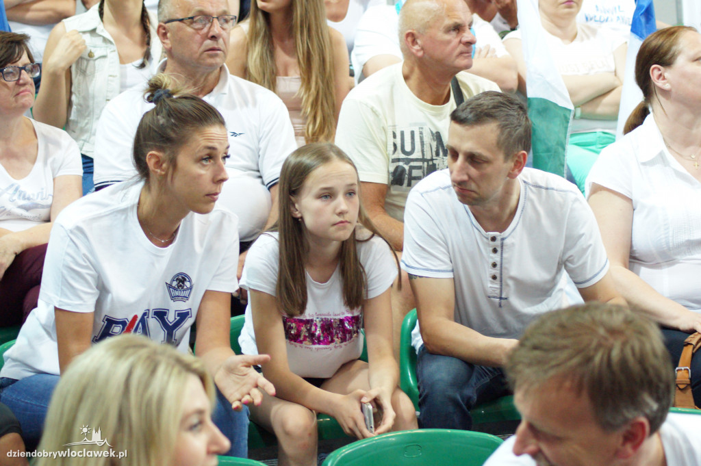 Kibice na 5. meczu półfinału play-off