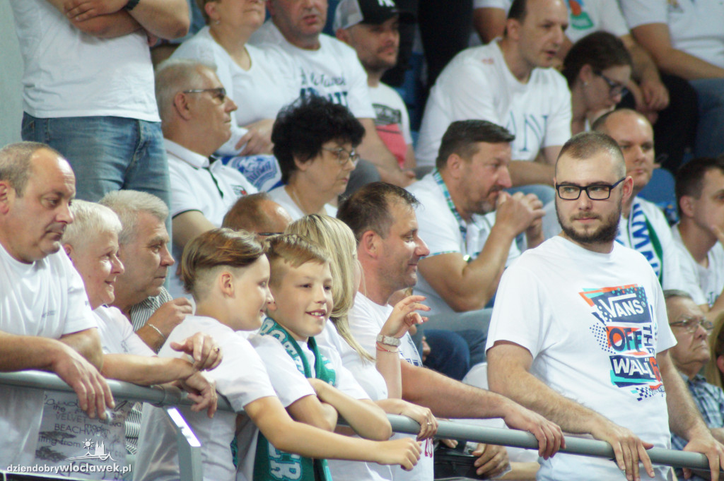 Kibice na 5. meczu półfinału play-off