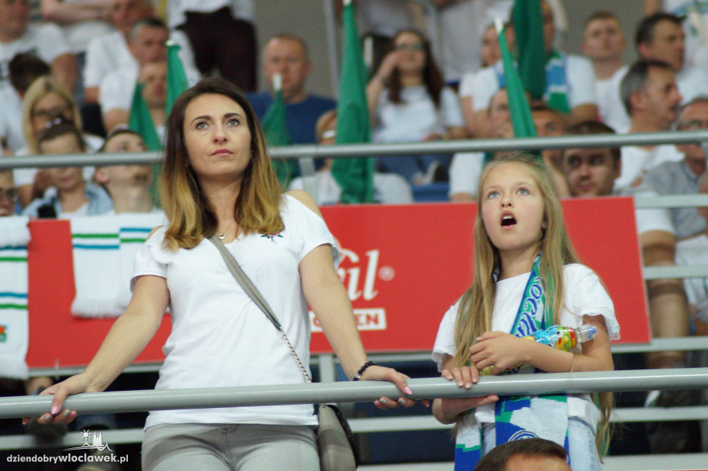 Kibice na 5. meczu półfinału play-off