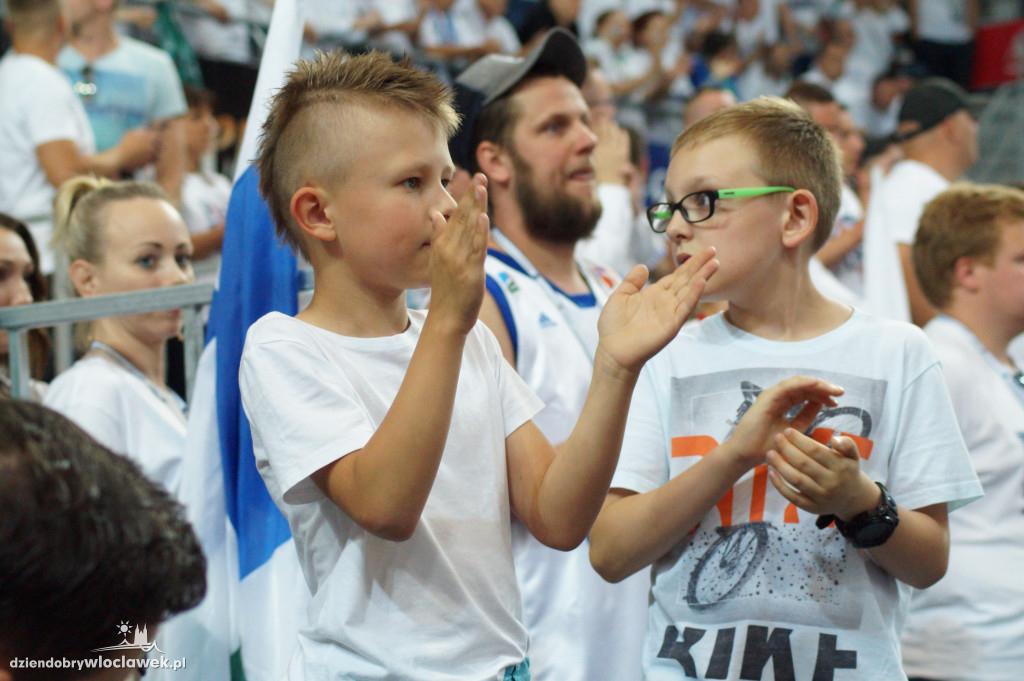 Kibice na 5. meczu półfinału play-off