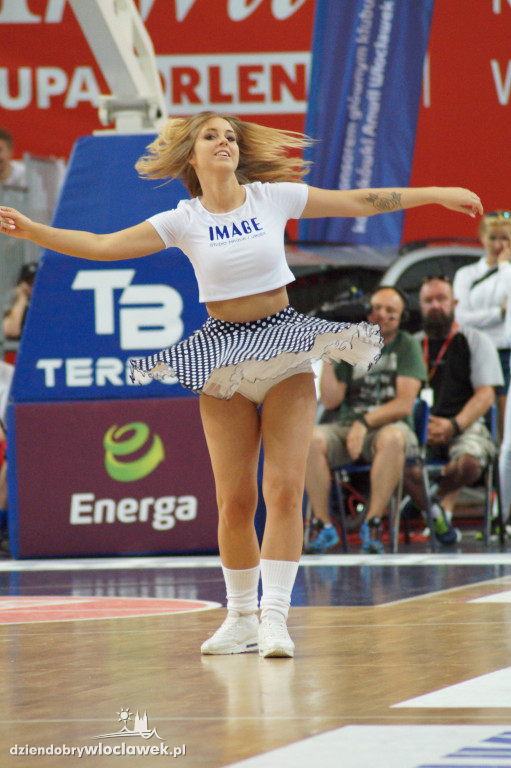 Anwil Dance Team na meczu ze Stelmetem