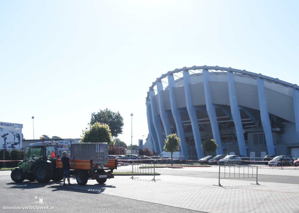 Kibice obejrzą mecz pod Halą Mistrzów