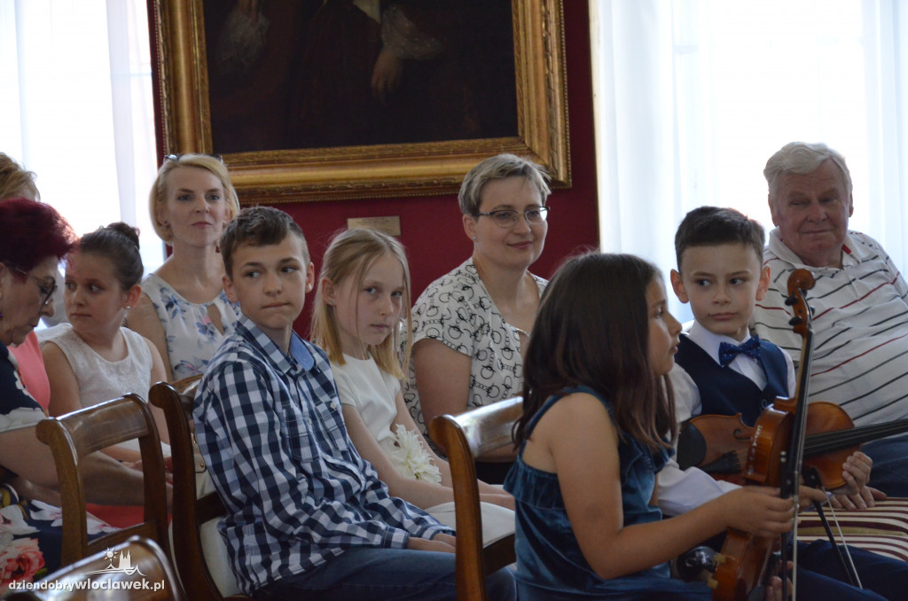 Koncert `Dla Niepodległej` w muzeum
