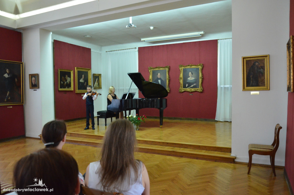 Koncert `Dla Niepodległej` w muzeum