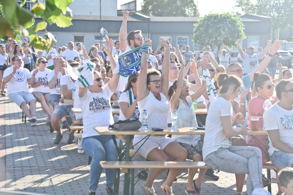 Strefa kibica przy Hali Mistrzów