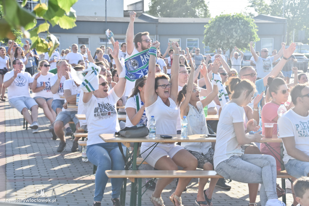 Strefa kibica przy Hali Mistrzów