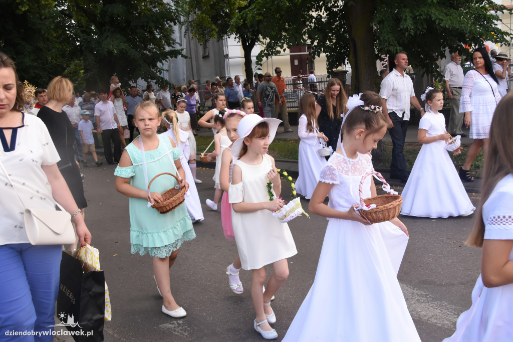 Procesja w parafii św. Stanisława BM