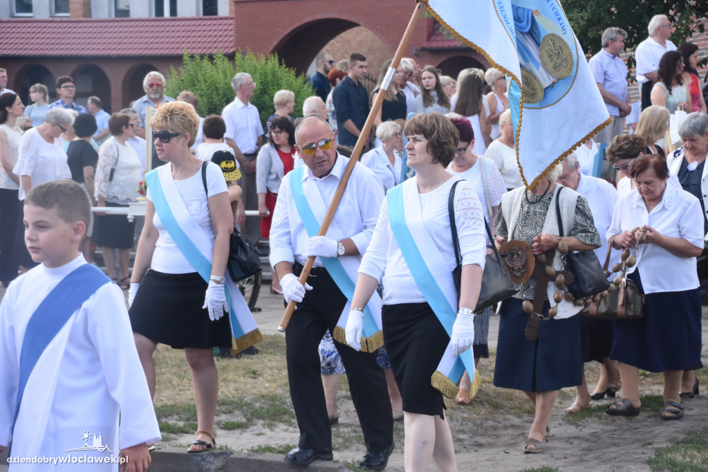 Procesja w parafii św. Jana Apostoła