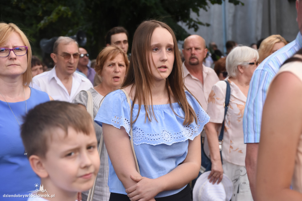 Procesja w parafii św. Stanisława BM