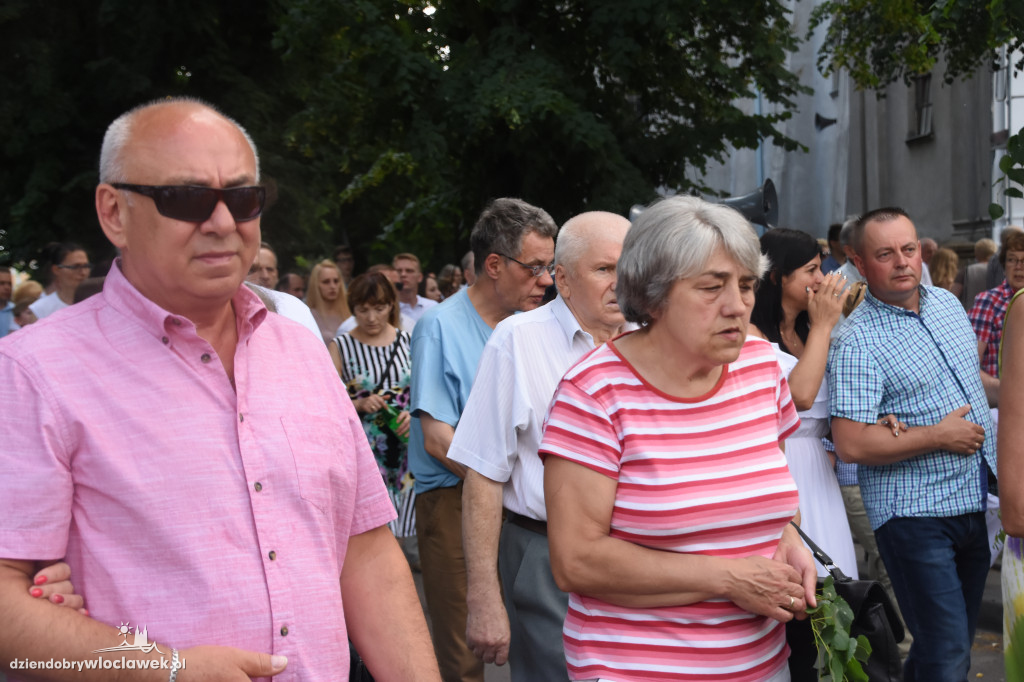Procesja w parafii św. Stanisława BM