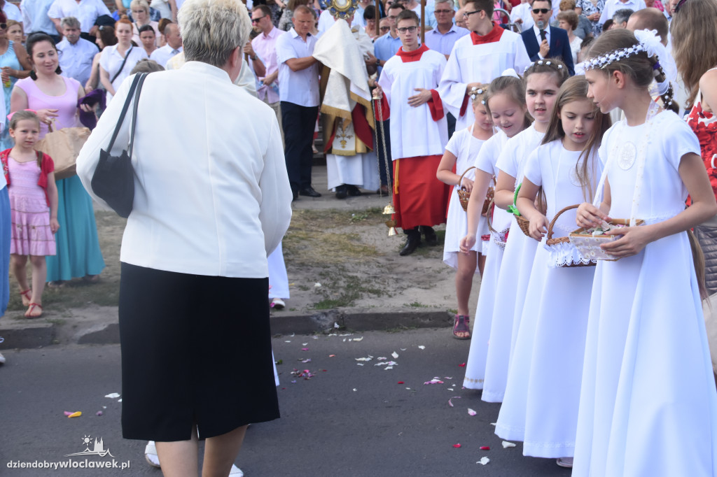 Procesja w parafii św. Jana Apostoła