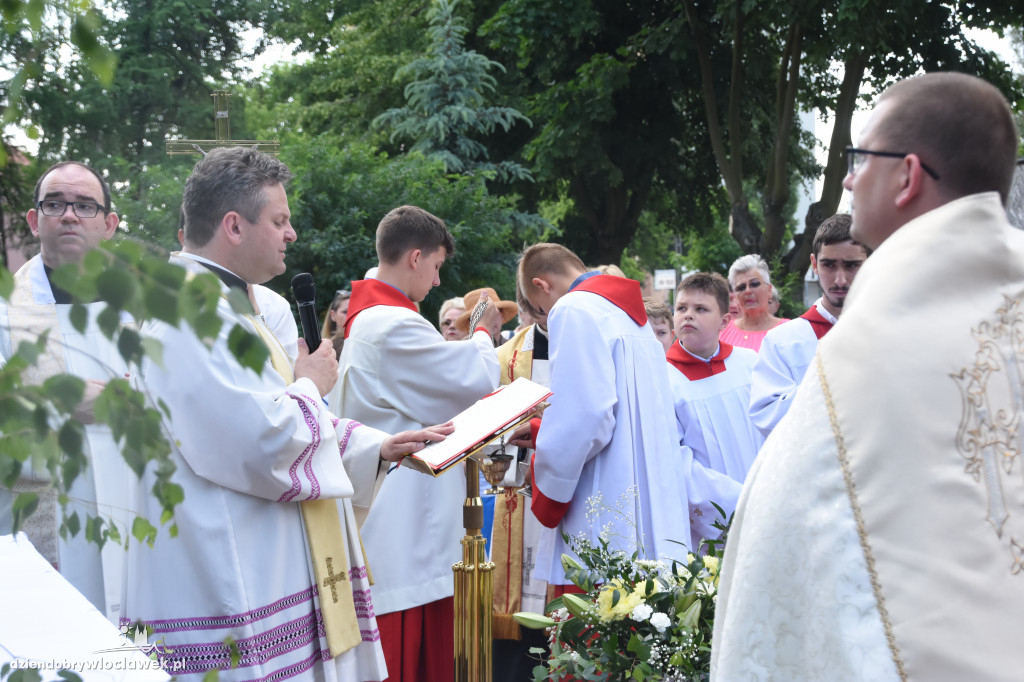 Procesja w parafii św. Stanisława BM