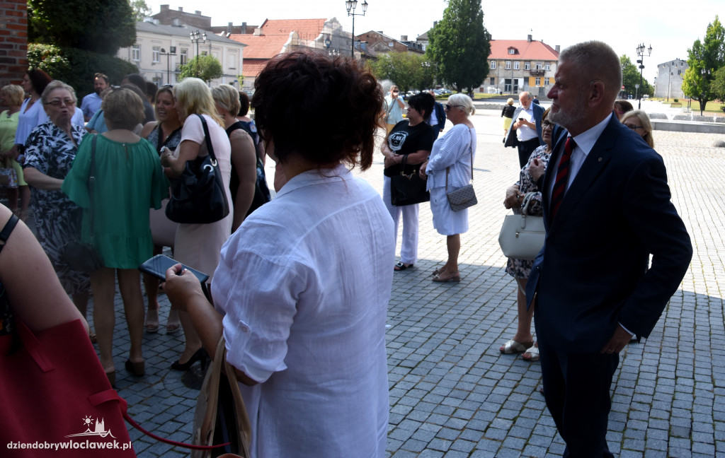 100-lecie LMK - przemarsz do Hali OSiR