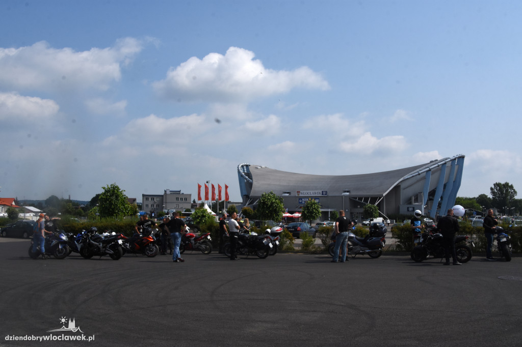 Motocykliści odwiedzili Domy Dziecka