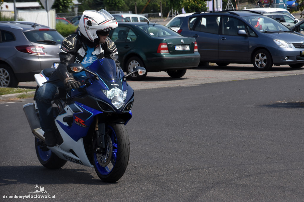 Motocykliści odwiedzili Domy Dziecka