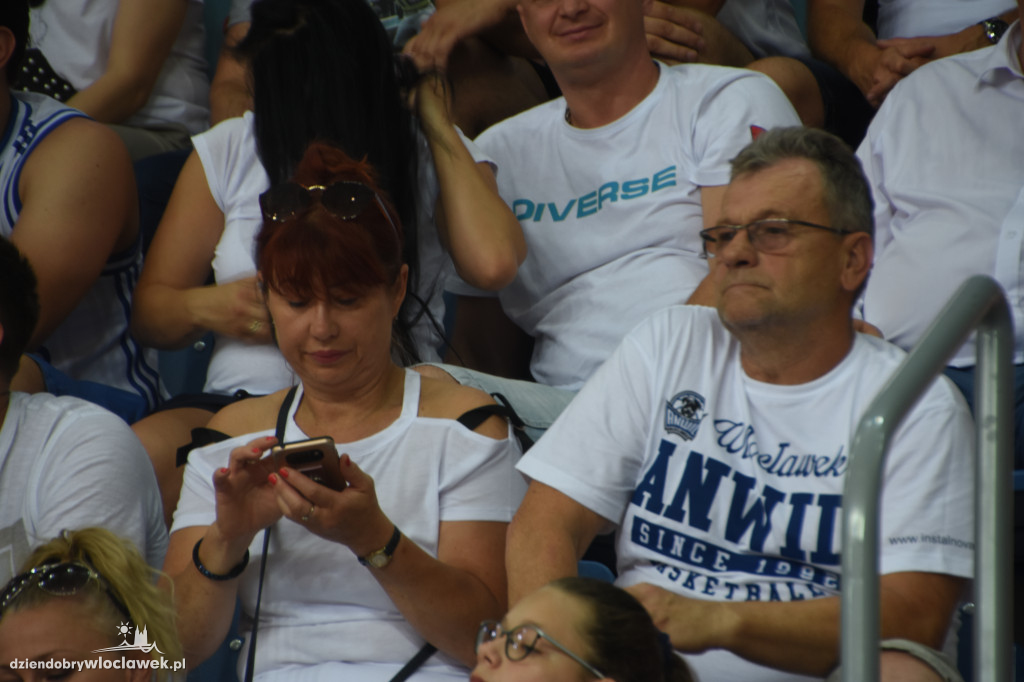 Kibice na meczu Anwilu ze Stalą Ostrów Wlkp.