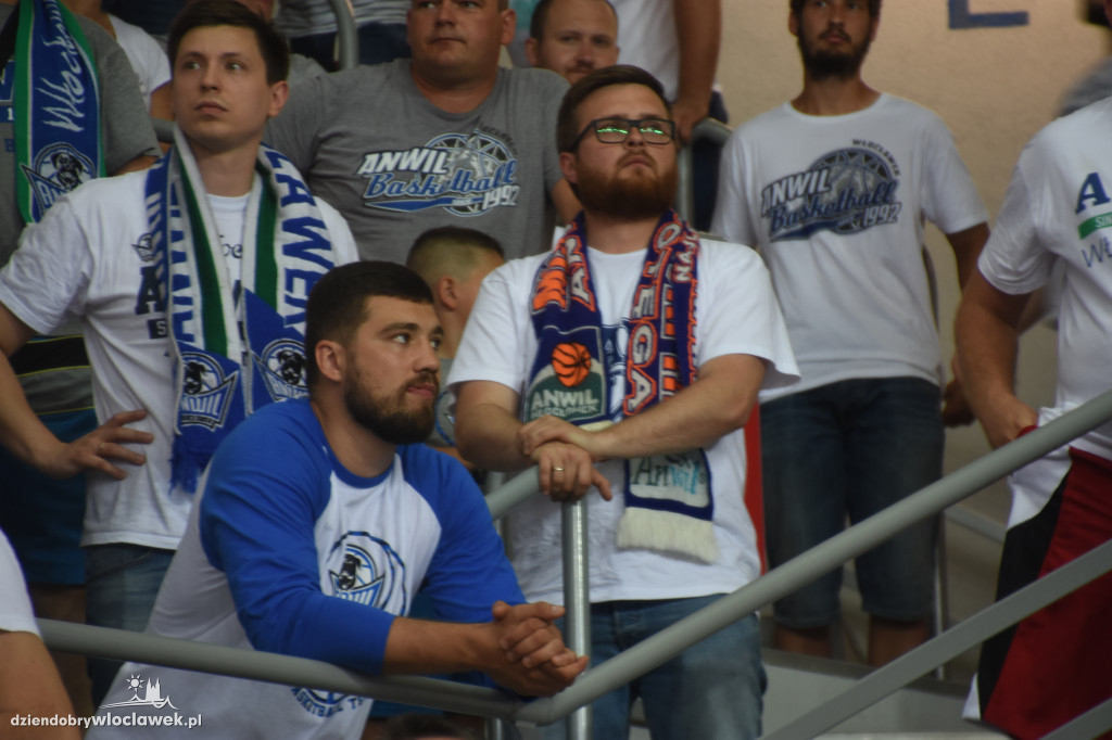 Kibice na meczu Anwilu ze Stalą Ostrów Wlkp.