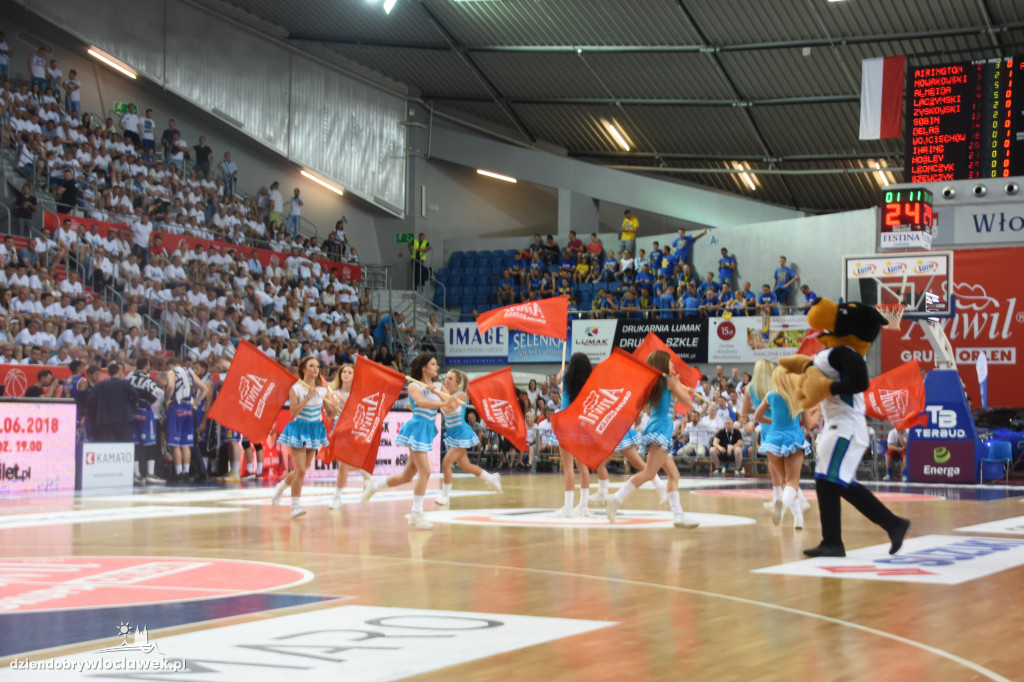 Anwil Dance Team na meczu ze Stalą