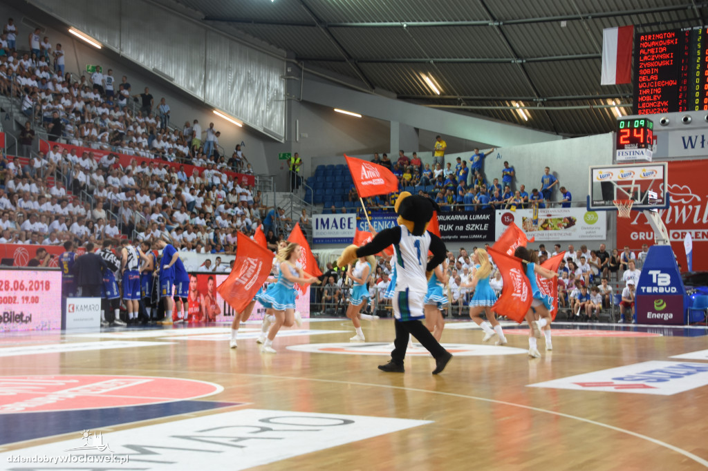 Anwil Dance Team na meczu ze Stalą